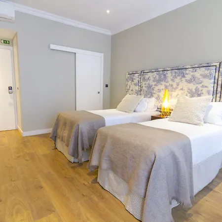 バイロ アルト スイーツ 4* リスボン