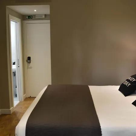 Bairro Alto بيت ضيافة