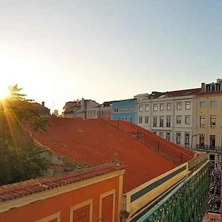 Bairro Alto בית הארחה